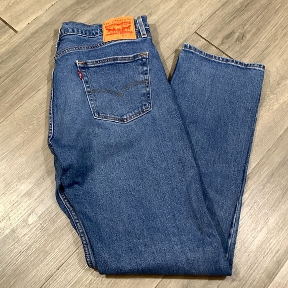 Levi’s 505 Light Wash Zip Fly Straight Leg Stretch Jeans size 34x32 - Picture 1 of 12